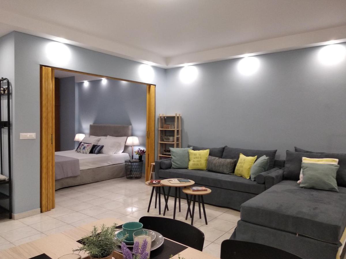 Light Blue Apartment 伊拉克利翁 外观 照片