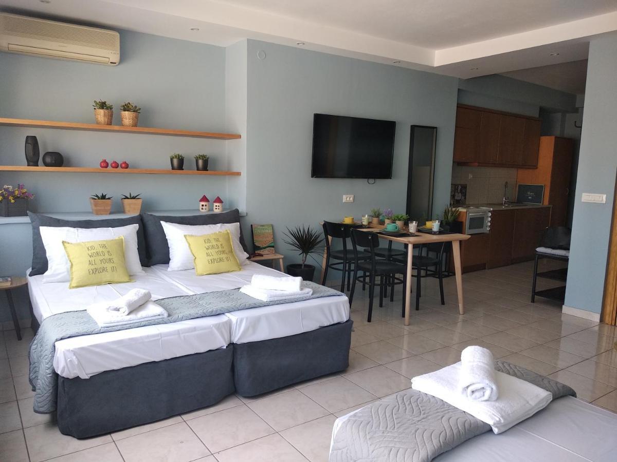 Light Blue Apartment 伊拉克利翁 外观 照片